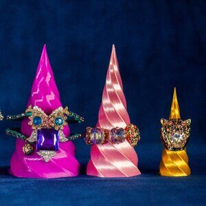 Bracelet or Ring Holder